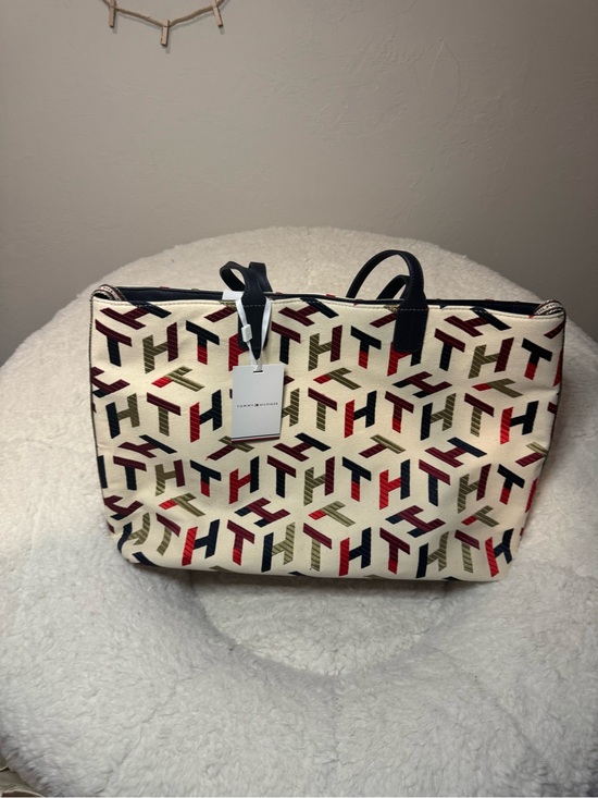 Tommy Hilfiger Handbags - Tommy Hilfiger Cream Logo-Print Tote Bag with Multicolor Accents